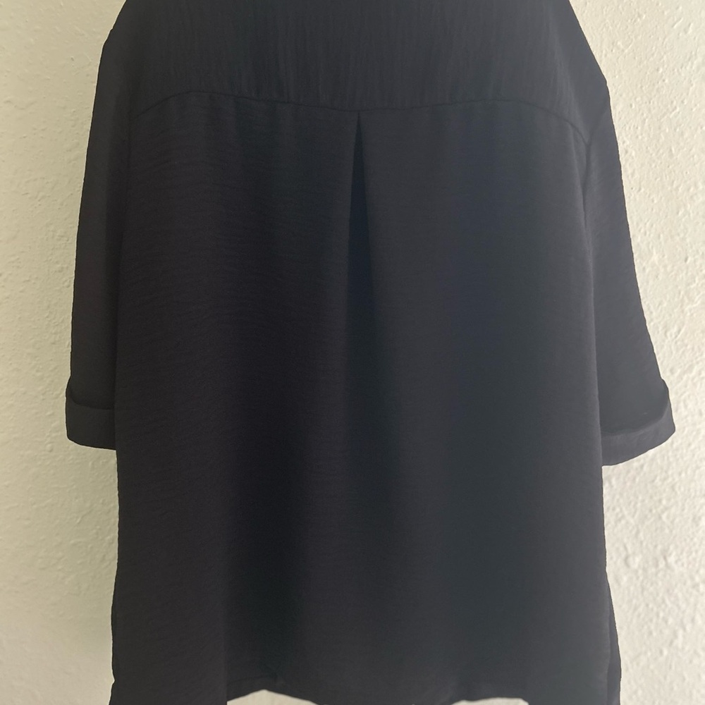 Worthington Black Button-Up Shirt - Picture 3 of 3